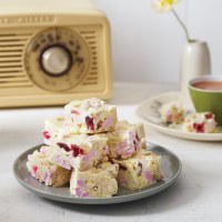 White Chocolate & Raspberry Rocky Road